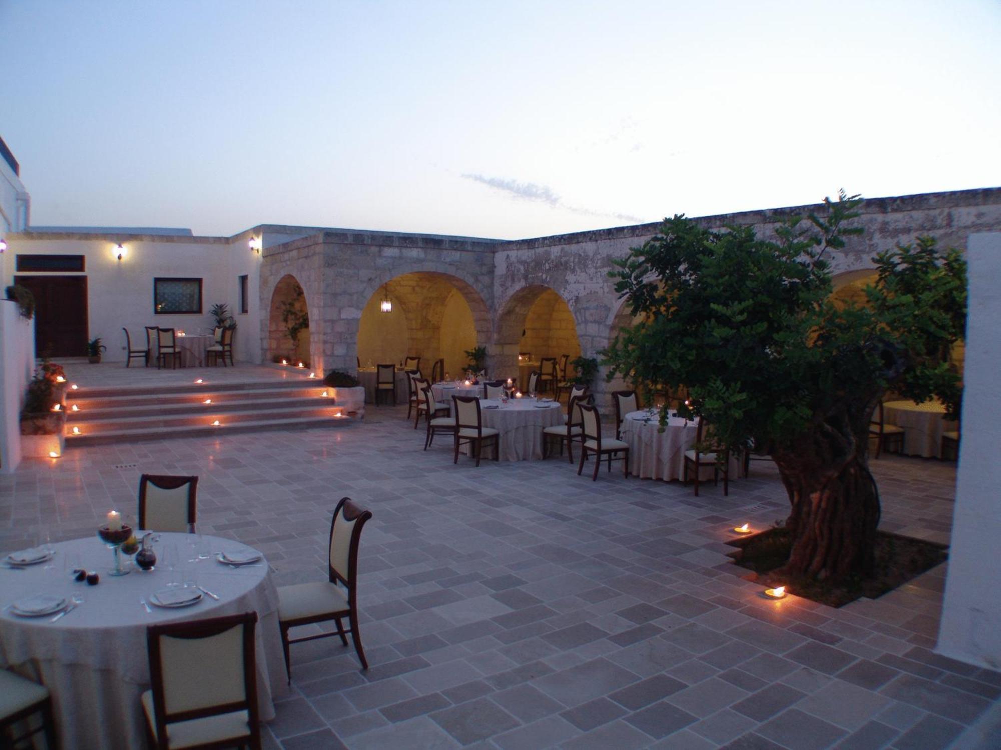 Hotel Masseria Fortificata Donnaloia Monopoli Exterior photo