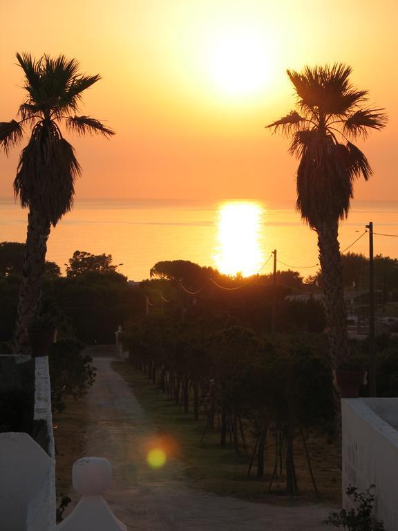 Hotel Masseria Fortificata Donnaloia Monopoli Exterior photo